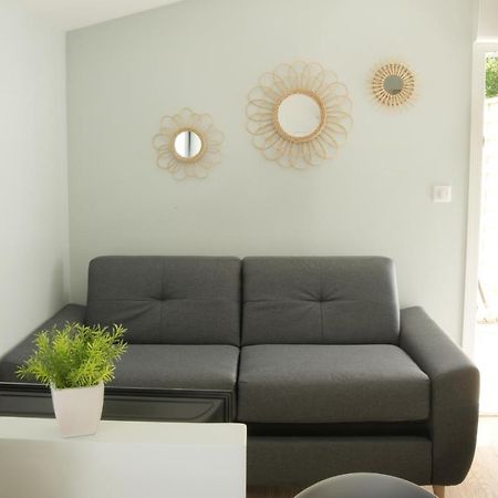 T2 - 28M2 Avec Cour Et Stationnement, Wifi Et Linge Fournis Apartment Angouleme Luaran gambar