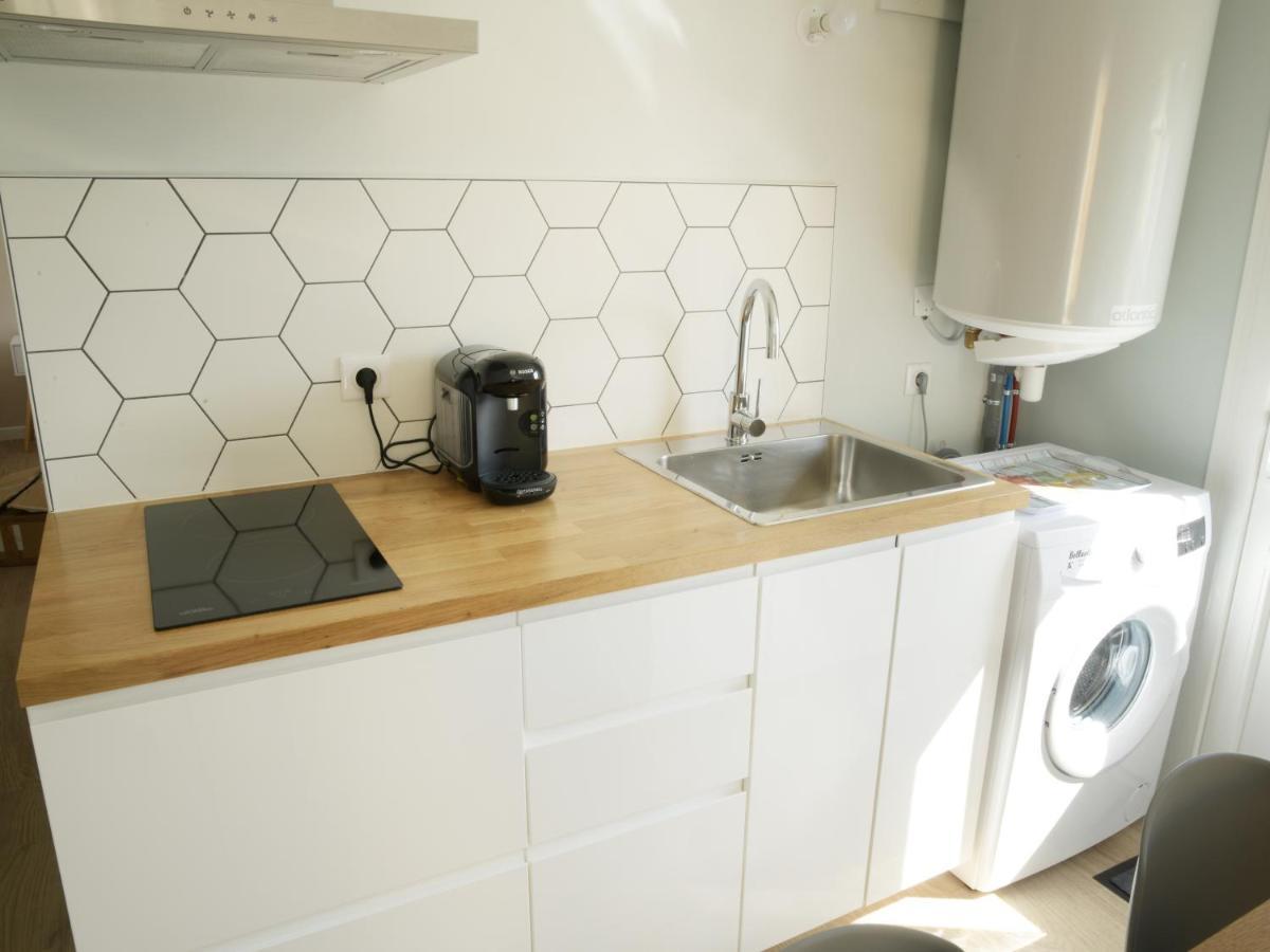 T2 - 28M2 Avec Cour Et Stationnement, Wifi Et Linge Fournis Apartment Angouleme Luaran gambar